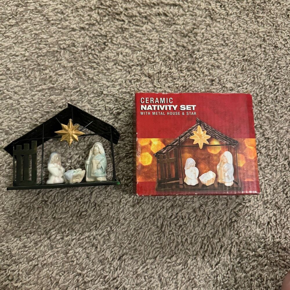 Ceramic Nativity Set w/ Metal House And Star Christmas Holidays Decor NIB NEW